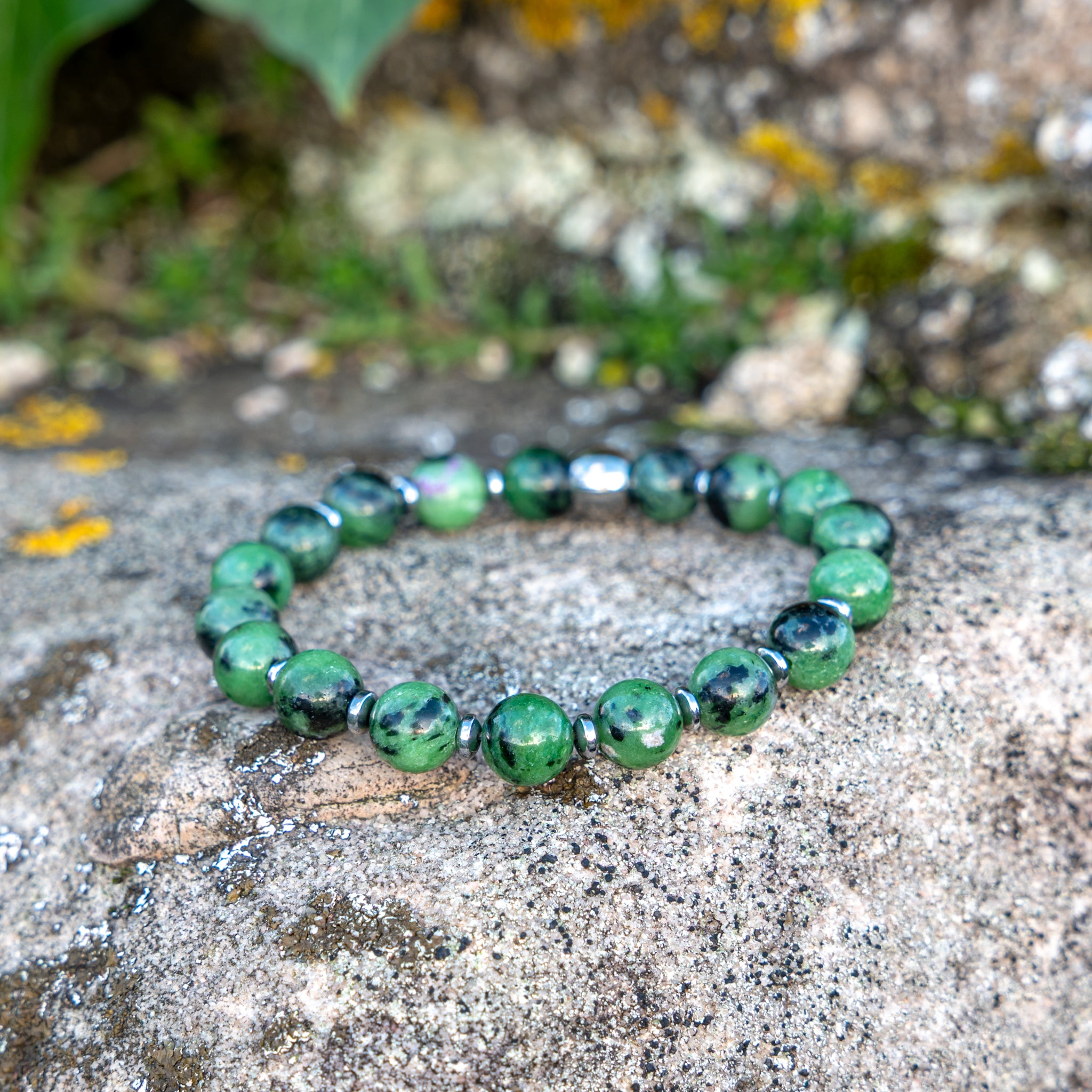 Bracelet élastique en Rubis sur zoïsite, Chakra du Cœur